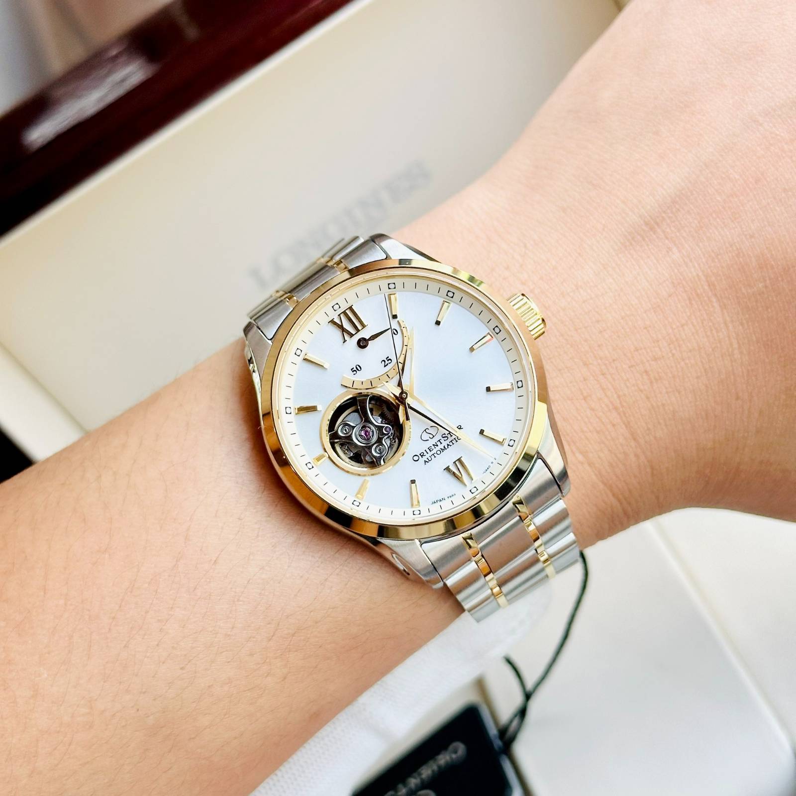 Orient Star Automatic Open Heart Demi Gold RE-AT0004S ( Made In Japan)