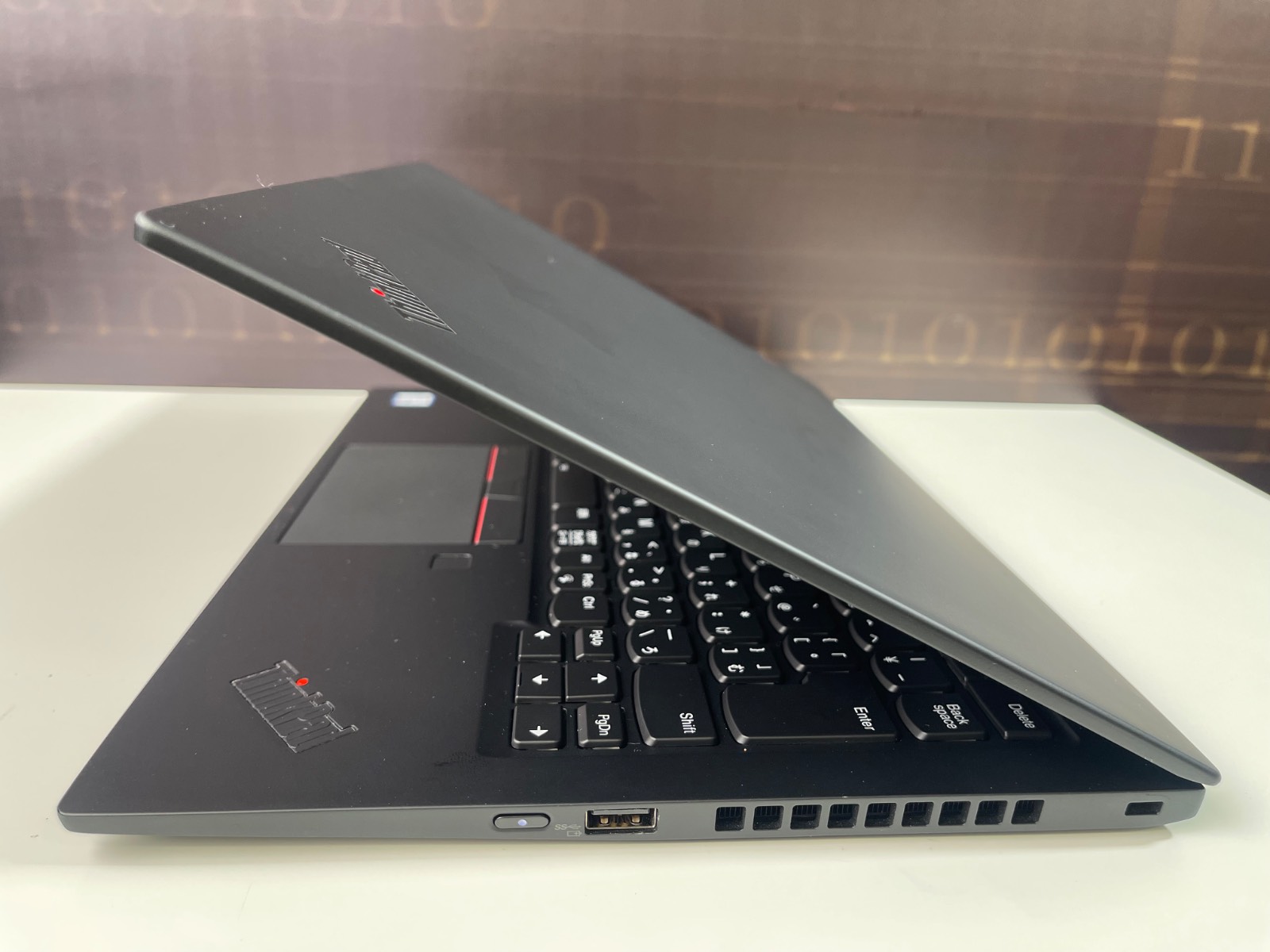 Lenovo Thinkpad 2020