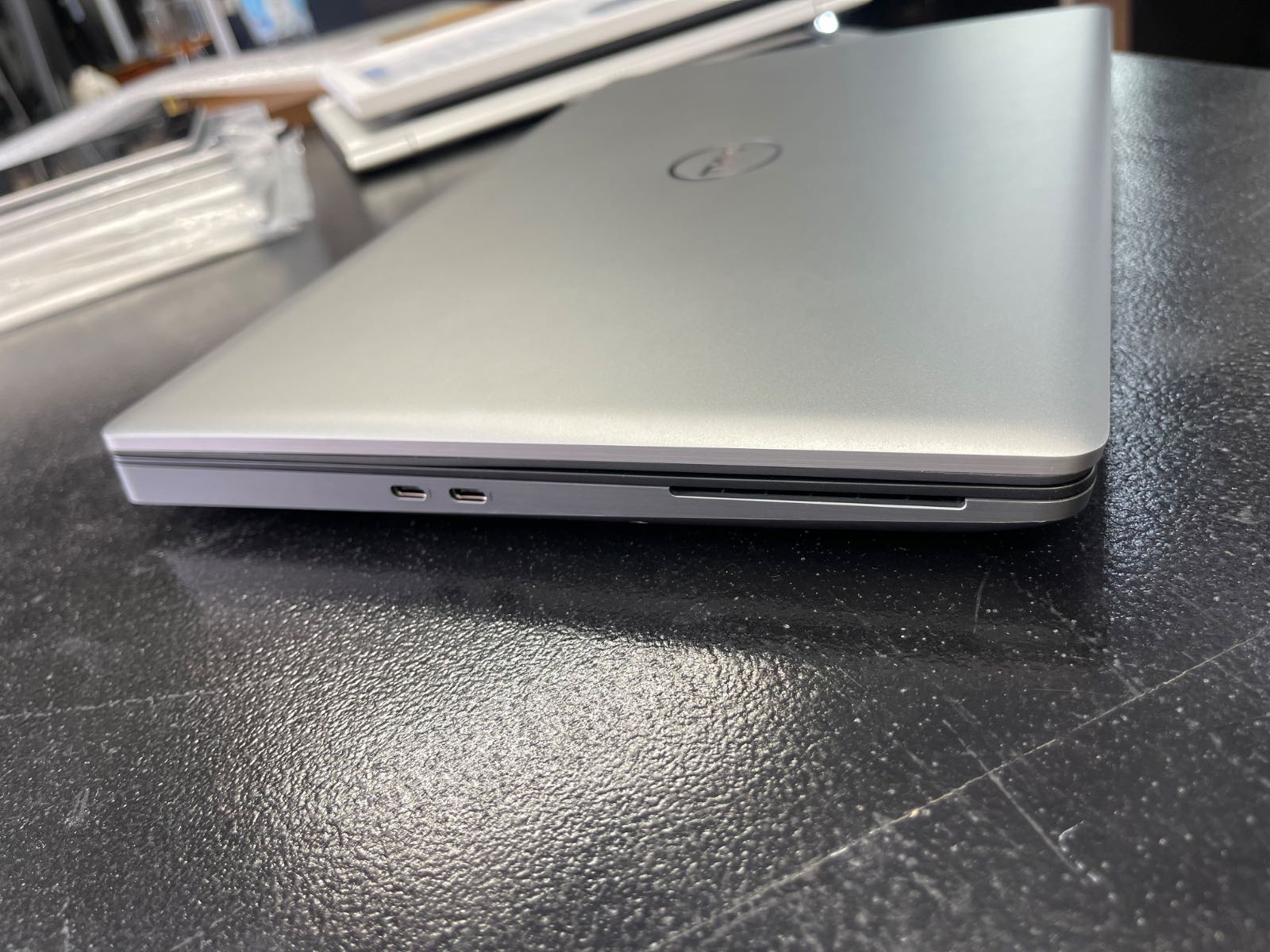 Dell Precision 7560 2022