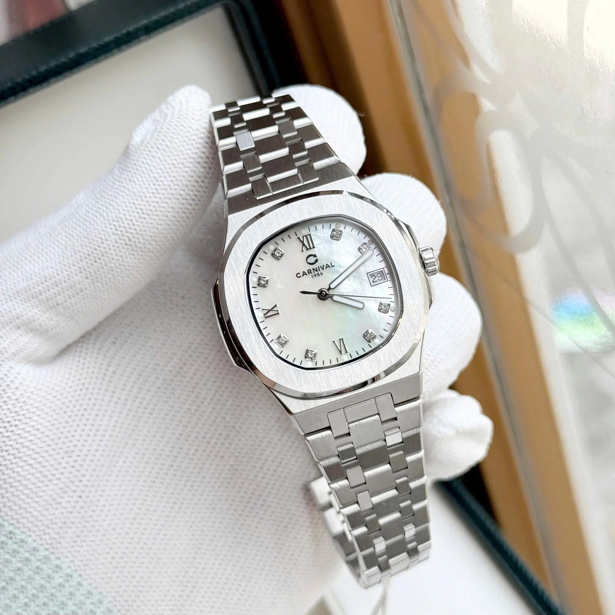 Đồng hồ Carnival Nữ form Patek Philippe