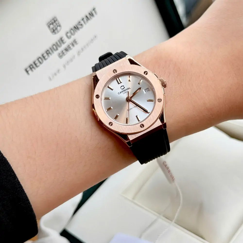 CARNIVAL Nữ Form Hublot