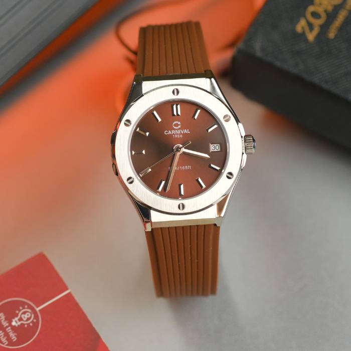 CARNIVAL Nữ Form Hublot