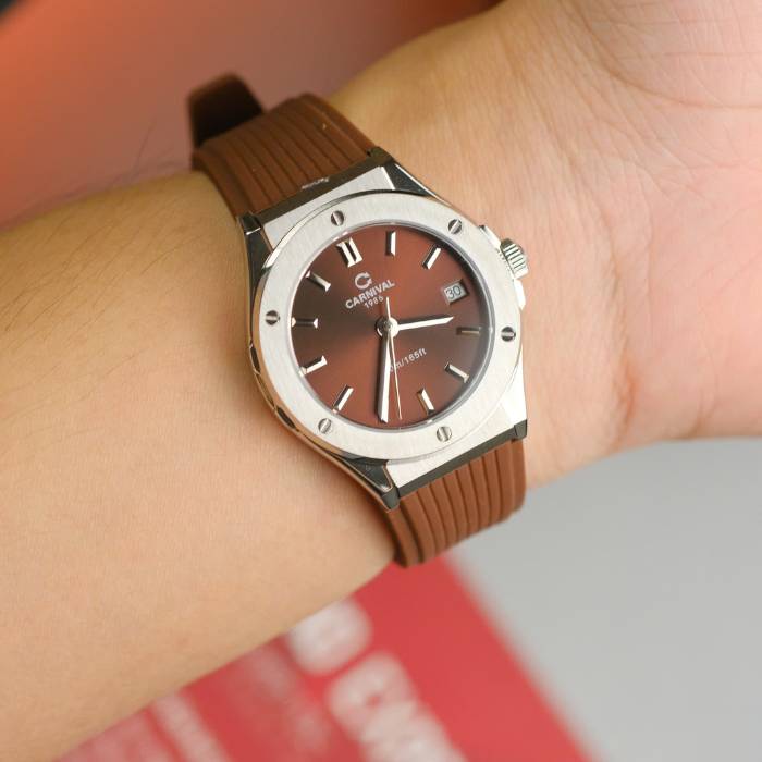 CARNIVAL Nữ Form Hublot
