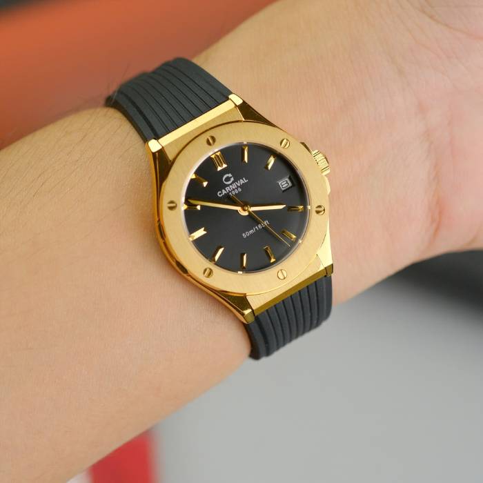 CARNIVAL Nữ Form Hublot
