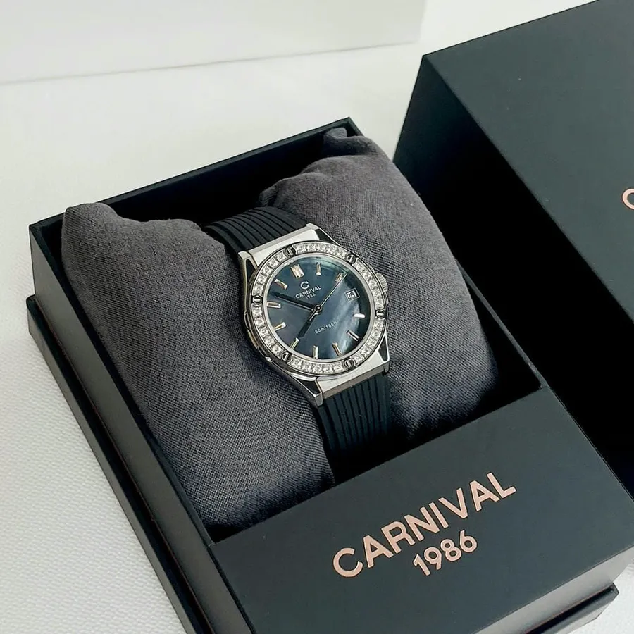 CARNIVAL Nữ Form Hublot