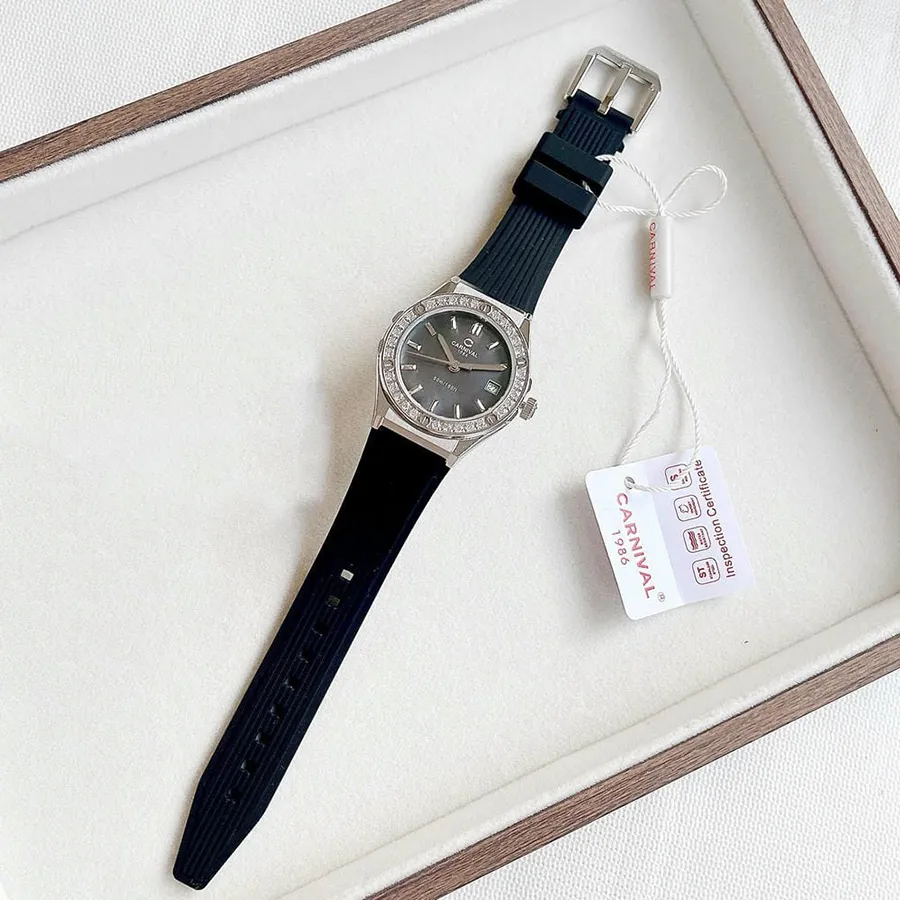CARNIVAL Nữ Form Hublot