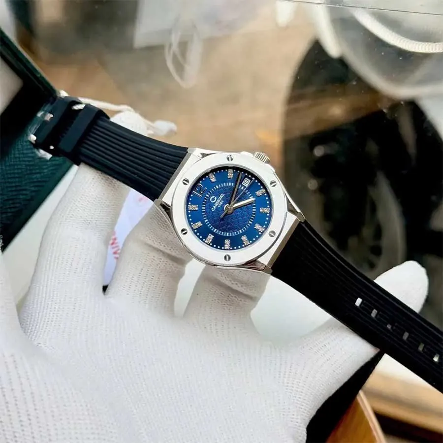 CARNIVAL Nữ Form Hublot