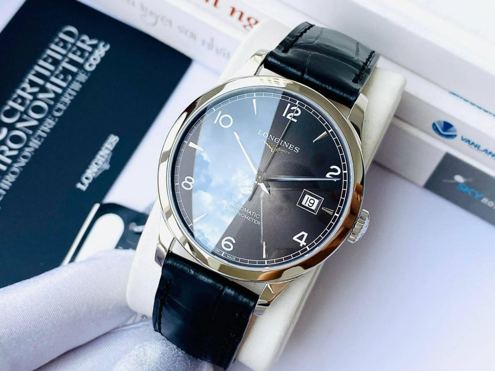 Đồng hồ nam Longines Record Collection Automatic Chronometer
