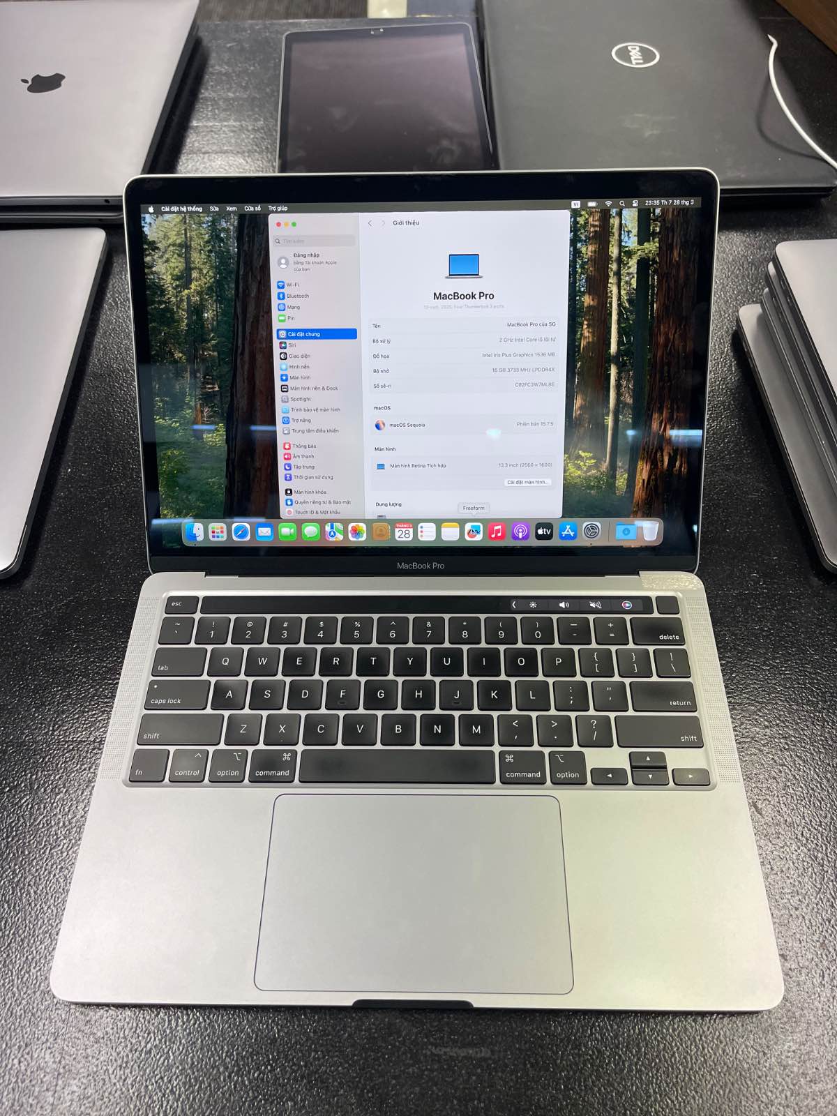 Macbook Pro 2020 i5, Ram 16GB, SSD 500 Gb  13,3 inch USED .Touch Bar + Touch ID