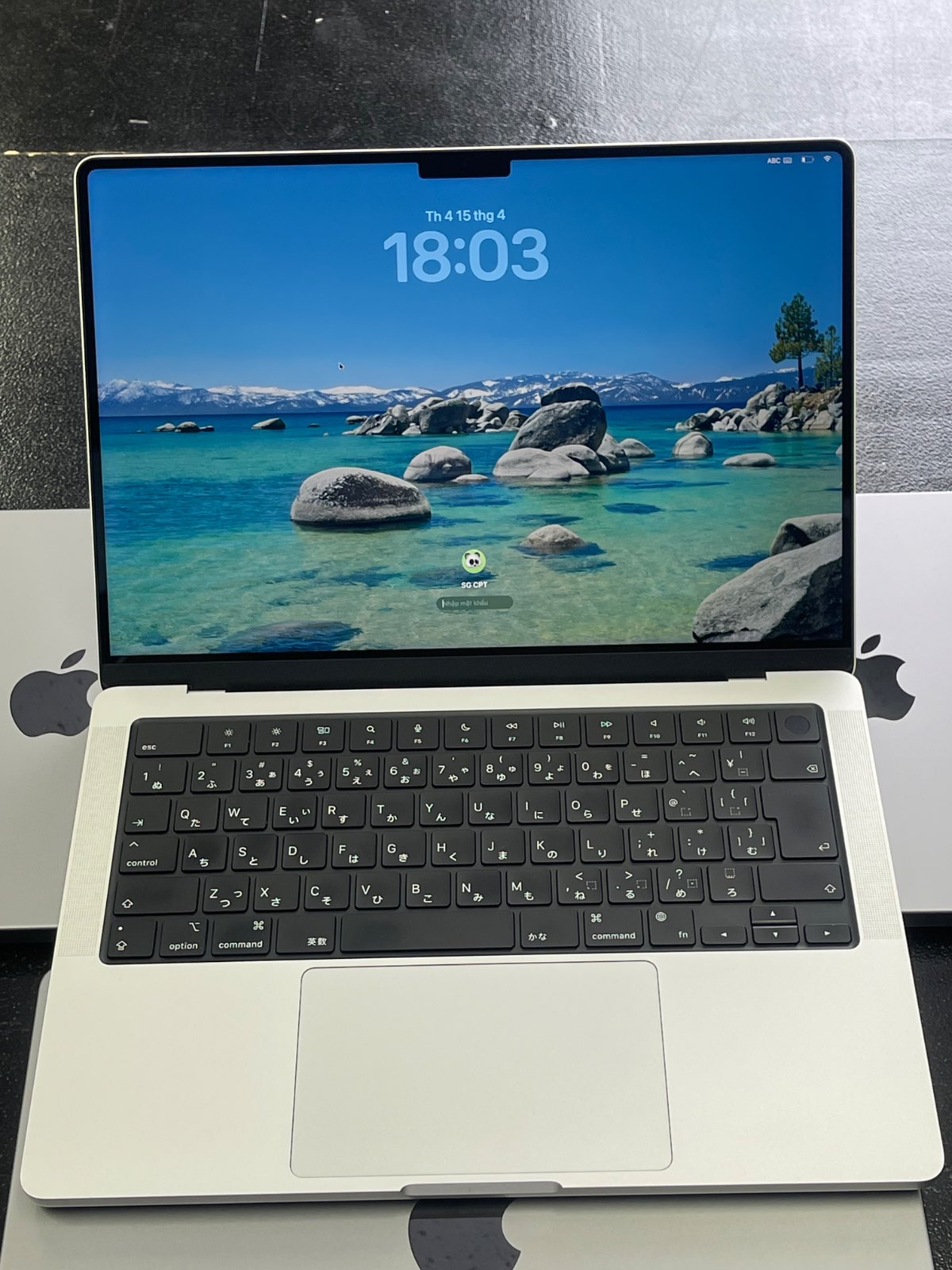Macbook Pro 14inch 2021 USER Ram 16. SSD 500 Like New