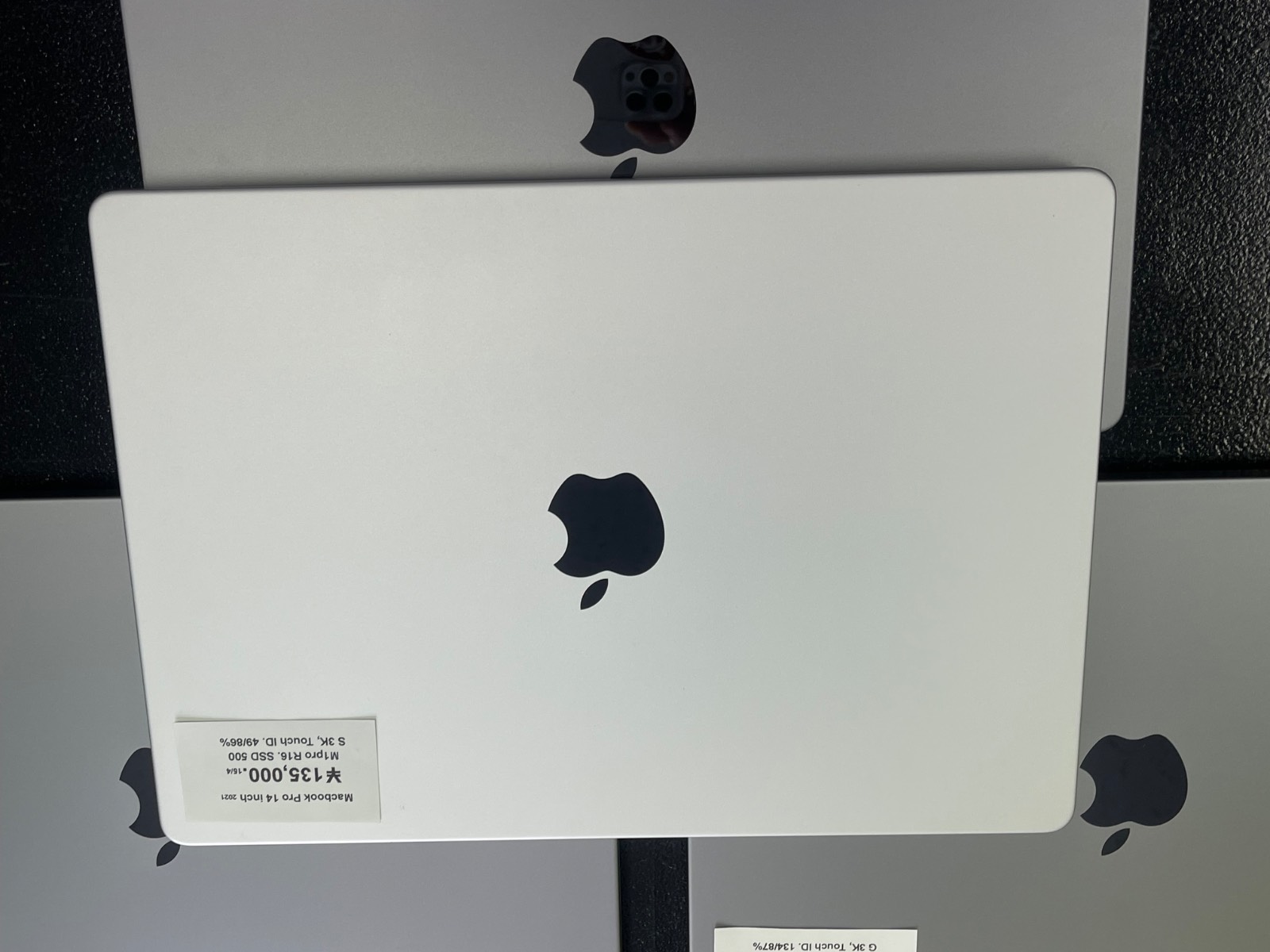 Macbook Pro 14inch 2021 USER Ram 16. SSD 500 Like New
