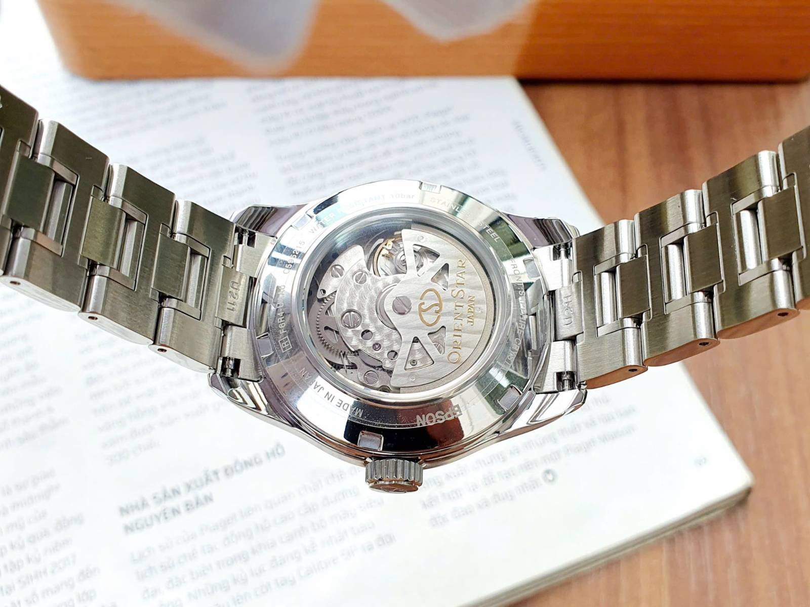 ORIENT STAR SEMI SKELETON
LIMITED MODEL RK-AT0023S 
AUTOMATIC (Nội Địa Nhật Made in Japan)