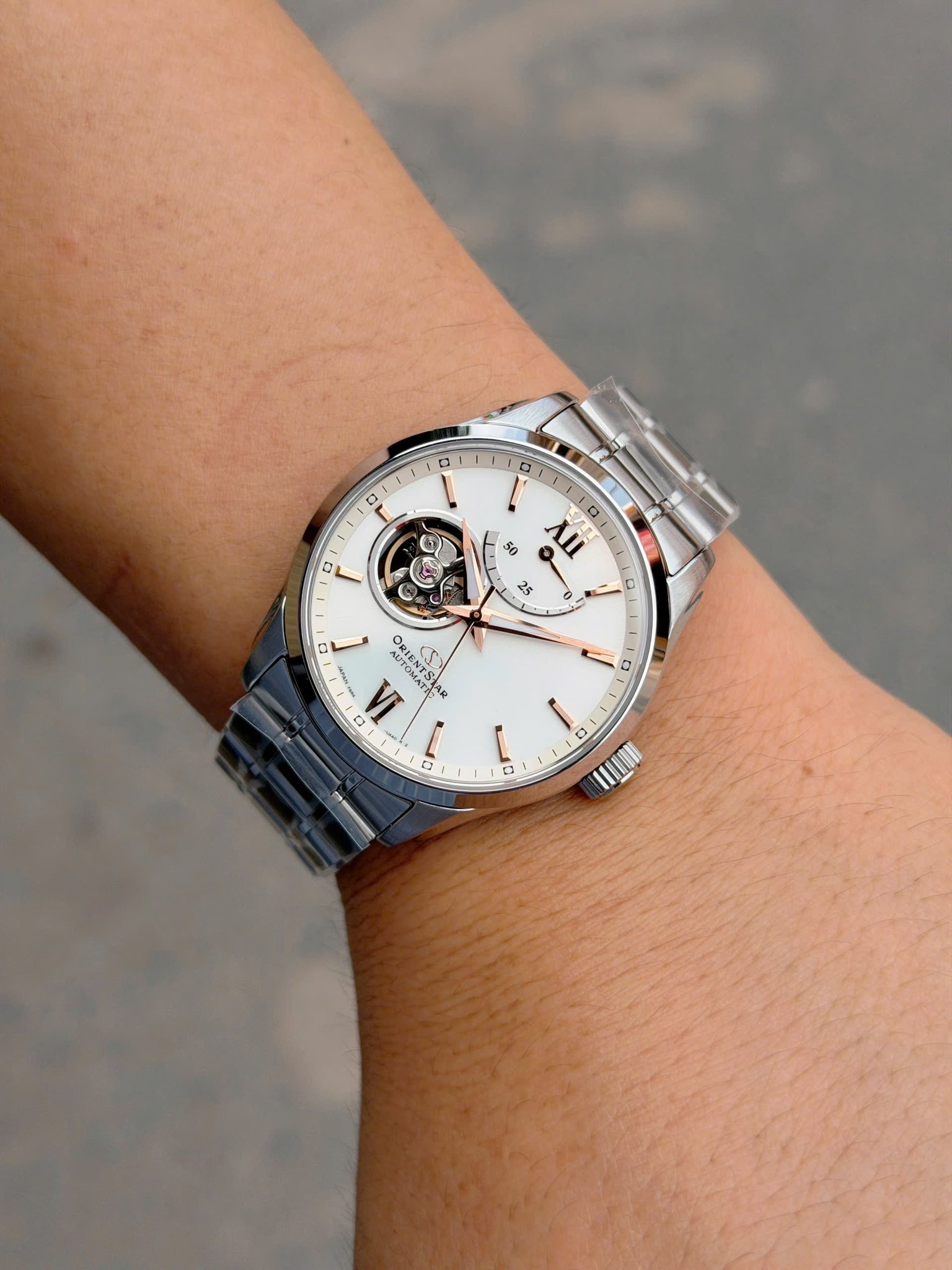 ORIENT STAR SEMI SKELETON
LIMITED MODEL RK-AT0024S 
AUTOMATIC (Nội Địa Nhật Made in Japan)
